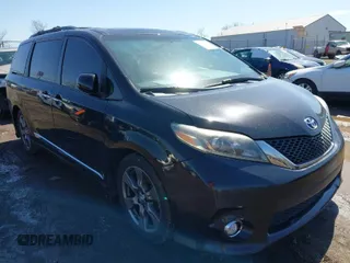 2017 Toyota Sienna SE with VIN 5TDXZ3DC2HS891864, listed as a IAAI auction lot 41814327 with 135,879 mi miles and . Bid and sale history available at DreamBid. Image 1.