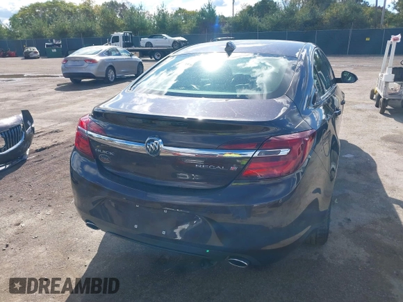 2015 Buick Regal Premium I with VIN 2G4GN5EX8F9169454, listed as a IAAI auction lot 40602572 with 117,407 mi miles. Bid and sale history available at carsss.com. Image 4.