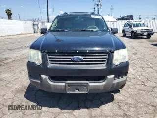 2006 Ford Explorer XLS z VIN 1FMEU62E66ZA11736, wystawiony jako Copart lot #53735445 z przebiegiem 199 254 mil mil oraz Tytuł czysty. Historia ofert i sprzedaży dostępna na DreamBid. Obrazek 5.