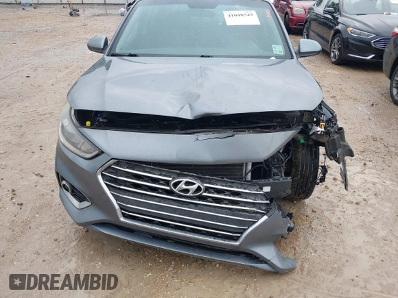 2019 Hyundai Accent SE with VIN 3KPC24A39KE055659, listed as a IAAI auction lot 41048549 with 57,101 mi miles. Bid and sale history available at carsss.com. Image 12.