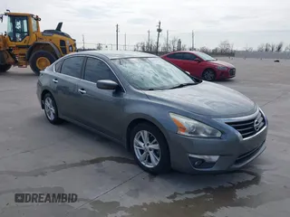 2015 Nissan Altima 2.5 S with VIN 1N4AL3AP1FC171765, listed as a IAAI auction lot 41575210 with 158,954 mi miles. Bid and sale history available at carsss.com. Image 1.