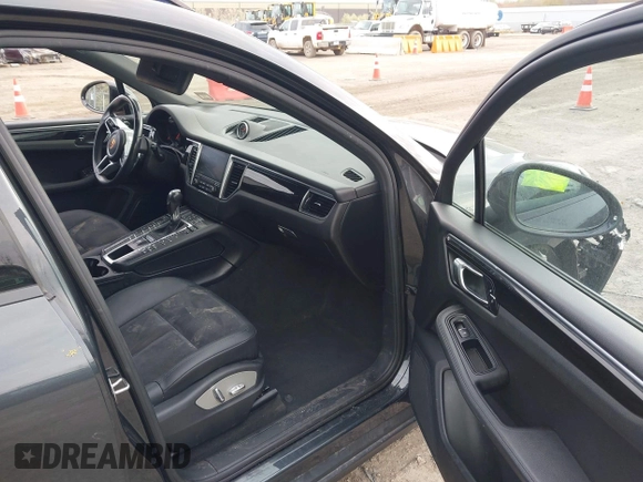 2017 Porsche Macan with VIN WP1AA2A50HLB07078, listed as a IAAI auction lot 42090855 with 124,075 mi miles and . Bid and sale history available at DreamBid. Image 5.