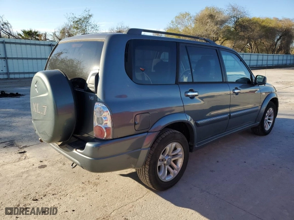 2005 Suzuki XL-7 LX with VIN JS3TY92V554107839, listed as a Copart auction lot 88328455 with 122,912 mi miles and Salvage Title. Bid and sale history available at carsss.com. Image 3.
