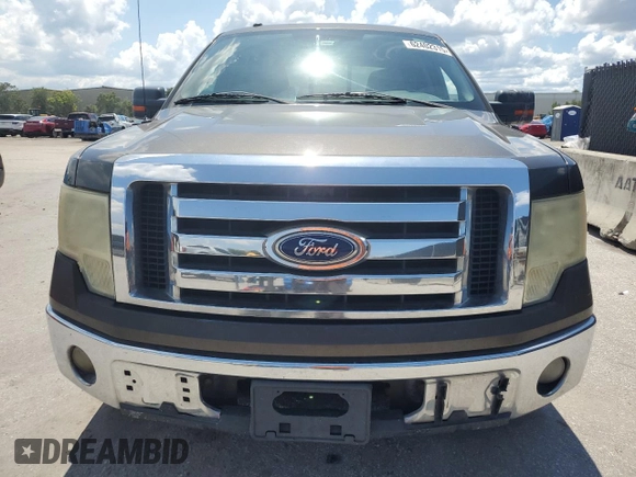 2009 Ford F-150 XL with VIN 1FTRW12889FB01747, listed as a Copart auction lot 62402315 with 332,253 mi miles and Clean title. Bid and sale history available at DreamBid. Image 5.