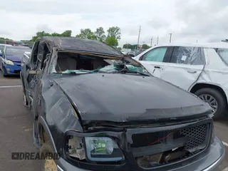 2002 Ford F-150 XL с VIN 1FTRX18L32KB55981, выставлен на аукционе IAAI как лот 42657550 с пробегом Не указан миль и . История ставок и продаж доступна на DreamBid. Изображение 6.