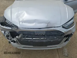 2024 Audi Q5 S line Premium Plus z VIN WA1EABFY9R2028418, wystawiony jako Copart lot #56371775 z przebiegiem 15 104 mil mil oraz Szkoda całkowita • Salvage title. Historia ofert i sprzedaży dostępna na DreamBid. Obrazek 11.