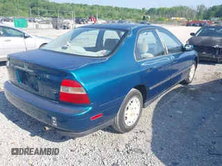 1995 Honda Accord LX с VIN 1HGCD5639SA112648, выставлен на аукционе IAAI как лот 42438947 с пробегом 228 038 миль миль и . История ставок и продаж доступна на DreamBid. Изображение 4.