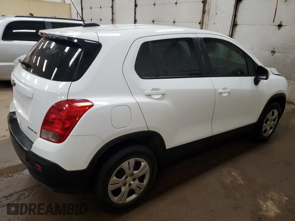 2015 Chevrolet Trax LS with VIN KL7CJKSB6FB068608, listed as a Copart auction lot 77591484 with 101,968 mi miles and Clean Title. Bid and sale history available at carsss.com. Image 3.