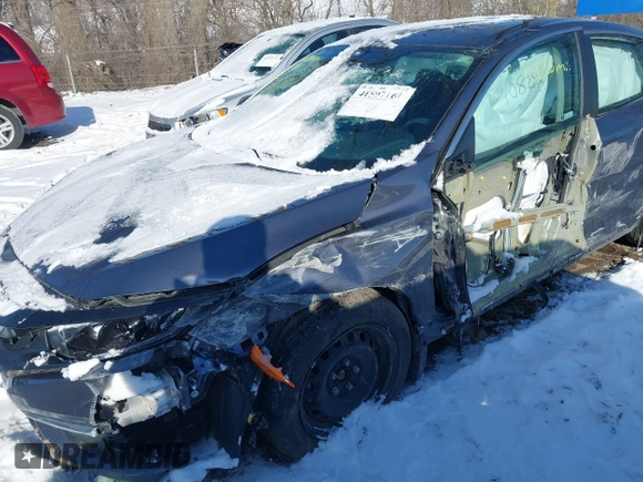 2020 Honda Civic LX z VIN 2HGFC2F64LH580766, wystawiony jako IAAI lot #41597161 z przebiegiem 10 828 mil mil oraz . Historia ofert i sprzedaży dostępna na DreamBid. Obrazek 6.