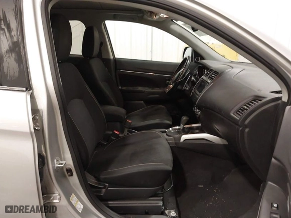 2013 Mitsubishi Outlander Sport SE with VIN 4A4AR4AU3DE020408, listed as a IAAI auction lot 41755190 with 137,772 mi miles. Bid and sale history available at carsss.com. Image 5.
