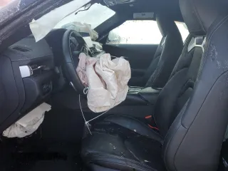 2021 Toyota Supra 3.0 z VIN WZ1DB0C04MW041937, wystawiony jako Copart lot #58712405 z przebiegiem Nie podano mil oraz Szkody całkowita. Historia ofert i sprzedaży dostępna na DreamBid. Obrazek 7.