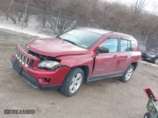 2012 Jeep Compass Latitude with VIN 1C4NJCEA2CD526150, listed as a IAAI auction lot 41441154 with 86,377 mi miles. Bid and sale history available at carsss.com. Image 2.