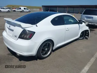 2006 Scion tC with VIN JTKDE167160120517, listed as a IAAI auction lot 42111042 with 174,220 mi miles. Bid and sale history available at carsss.com. Image 4.
