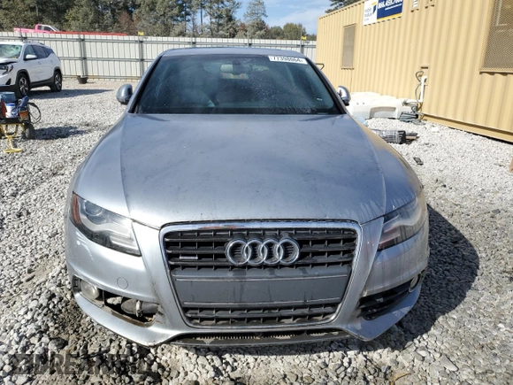 2009 Audi A4 Prestige with VIN WAUMF78K69N068072, listed as a Copart auction lot 77398064 with 147,590 mi miles and Salvage title. Bid and sale history available at DreamBid. Image 5.