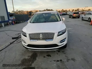 2019 Lincoln MKC Select with VIN 5LMCJ2C9XKUL50191, listed as a Copart auction lot 88648415 with 31,305 mi miles and Salvage Title. Bid and sale history available at carsss.com. Image 14.