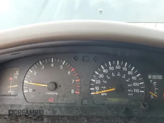2000 Toyota Tacoma with VIN 4TAWN72N8YZ677345, listed as a Copart auction lot 61096865 with 217,590 mi miles and Clean title. Bid and sale history available at DreamBid. Image 9.