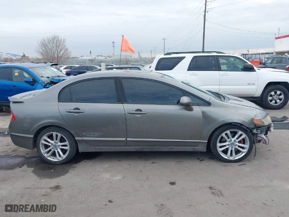 2008 Honda Civic Sdn Si with VIN 2HGFA55598H708796, listed as a IAAI auction lot 41410078 with 105,752 mi miles. Bid and sale history available at carsss.com. Image 13.
