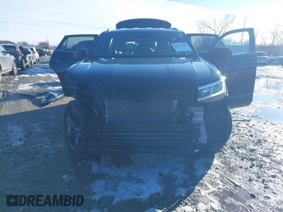 2020 Volkswagen Atlas SE with VIN 1V21E2CA9LC225525, listed as a IAAI auction lot 41742619 with 71,185 mi miles and . Bid and sale history available at DreamBid. Image 6.