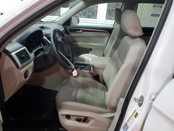 2021 Volkswagen Atlas SE z VIN 1V2KR2CA2MC546509, wystawiony jako Copart lot #57641175 z przebiegiem 43 620 mil mil oraz Szkoda całkowita • Salvage title. Historia ofert i sprzedaży dostępna na DreamBid. Obrazek 7.