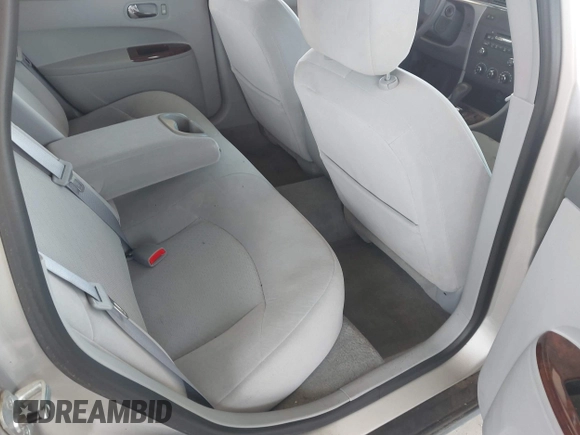2007 Buick LaCrosse CX with VIN 2G4WC552571101652, listed as a IAAI auction lot 42516822 with 98,259 mi miles and . Bid and sale history available at DreamBid. Image 8.