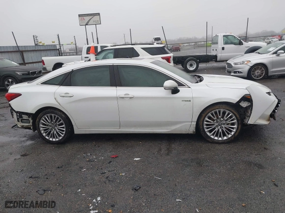 2020 Toyota Avalon Hybrid Limited with VIN 4T1C21FB9LU016373, listed as a IAAI auction lot 41536148 with 104,675 mi miles. Bid and sale history available at carsss.com. Image 14.