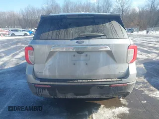 2020 Ford Explorer XLT with VIN 1FMSK8DH7LGB08527, listed as a IAAI auction lot 41503317 with 63,005 mi miles. Bid and sale history available at carsss.com. Image 17.