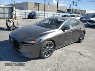 2021 Mazda Mazda3 Hatchback Preferred with VIN JM1BPALL7M1400427, listed as a Copart auction lot 87506605 with 30,352 mi miles and Salvage Title. Bid and sale history available at carsss.com. Image 1.