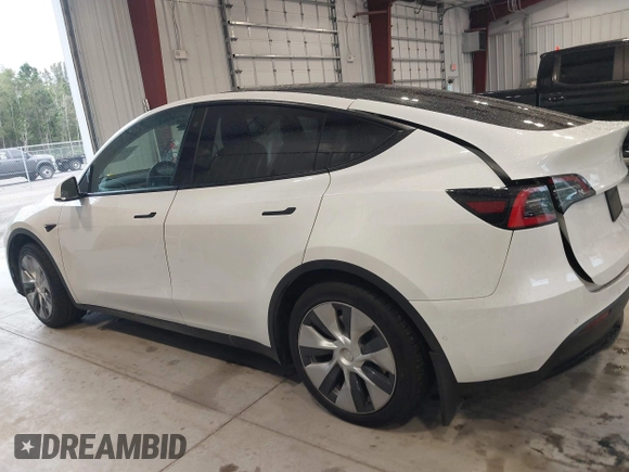 2020 Tesla Model Y Long Range z VIN 5YJYGDEE8LF054338, wystawiony jako IAAI lot #39026888 z przebiegiem 86 142 mil mil oraz . Historia ofert i sprzedaży dostępna na DreamBid. Obrazek 13.