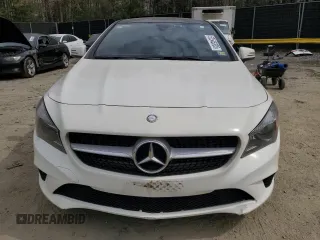 2015 Mercedes-Benz CLA 250 z VIN WDDSJ4GBXFN228268, wystawiony jako Copart lot #52545335 z przebiegiem 138 247 mil mil oraz Szkoda całkowita • Salvage title. Historia ofert i sprzedaży dostępna na DreamBid. Obrazek 5.