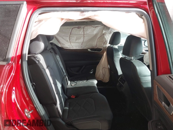 2024 Volkswagen Atlas SE z VIN 1V2KR2CAXRC549178, wystawiony jako IAAI lot #41814027 z przebiegiem 11 552 mil mil oraz . Historia ofert i sprzedaży dostępna na DreamBid. Obrazek 8.