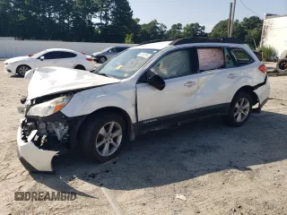 2014 Subaru Outback 2.5i with VIN 4S4BRBAC6E3309718, listed as a Copart auction lot 65182764 with 216,631 mi miles and Salvage Title. Bid and sale history available at carsss.com. Image 1.
