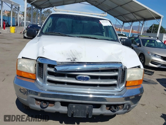 2001 Ford Super Duty F-250 XL with VIN 1FTNX20S11EA60775, listed as a IAAI auction lot 41631692 with 151,485 mi miles. Bid and sale history available at carsss.com. Image 12.