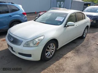 2007 Infiniti G35 Sedan G35x with VIN JNKBV61F97M813581, listed as a IAAI auction lot 42072930 with 192,258 mi miles. Bid and sale history available at carsss.com. Image 2.