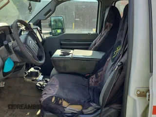 2011 Ford F-350 Platinum с VIN 1FT7W3B60BEB77928, выставлен на аукционе IAAI как лот 42626946 с пробегом 429 347 миль миль и . История ставок и продаж доступна на DreamBid. Изображение 21.