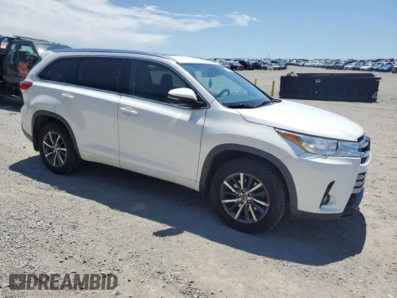 2017 Toyota Highlander XLE with VIN 5TDJZRFH2HS514016, listed as a Copart auction lot 57293565 with 125,738 mi miles and Salvage title. Bid and sale history available at DreamBid. Image 4.