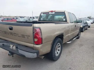 2006 Chevrolet Silverado 1500 LS with VIN 1GCEC19X86Z243384, listed as a IAAI auction lot 41268448 with 165,026 mi miles. Bid and sale history available at carsss.com. Image 4.