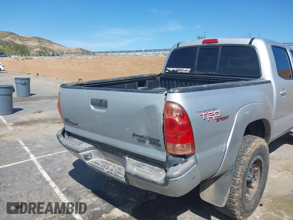 2007 Toyota Tacoma PreRunner with VIN 5TEJU62N97Z426008, listed as a IAAI auction lot 41880605 with 270,770 mi miles and . Bid and sale history available at DreamBid. Image 6.