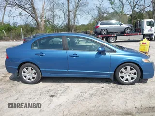 2009 Honda Civic LX z VIN 1HGFA16579L012949, wystawiony jako IAAI lot #41938215 z przebiegiem 180 795 mil mil oraz . Historia ofert i sprzedaży dostępna na DreamBid. Obrazek 13.