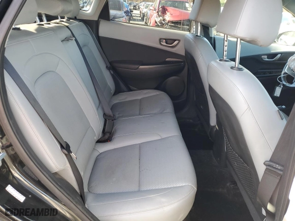 2018 Hyundai Kona Ultimate with VIN KM8K5CA58JU112671, listed as a Copart auction lot 81144064 with 0 mi miles and Salvage Title. Bid and sale history available at carsss.com. Image 10.