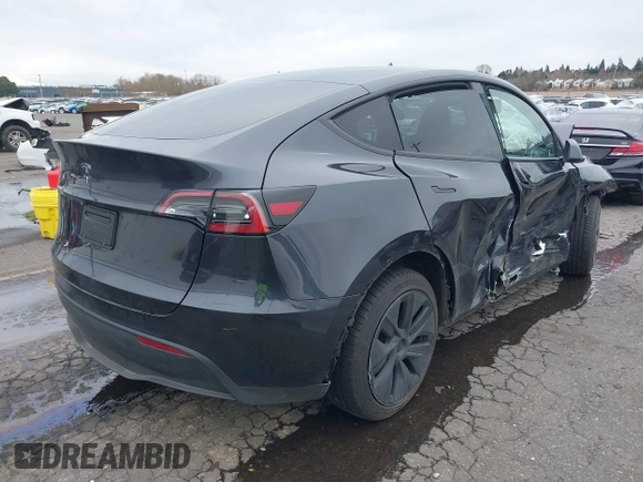 2024 Tesla Model Y с VIN 7SAYGDED6RF102745, выставлен на аукционе IAAI как лот 41824709 с пробегом 13 842 миль миль и . История ставок и продаж доступна на DreamBid. Изображение 4.