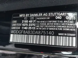 2013 Mercedes-Benz C-Class C 300 Sport with VIN WDDGF8AB3DA875140, listed as a IAAI auction lot 41096886 with 59,027 mi miles. Bid and sale history available at carsss.com. Image 9.