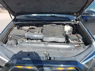2019 Toyota 4Runner SR5 с VIN JTEBU5JR7K5664255, выставлен на аукционе IAAI как лот 41842222 с пробегом 77 178 миль миль и . История ставок и продаж доступна на DreamBid. Изображение 10.