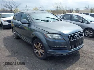 2013 Audi Q7 3.0T Premium Plus with VIN WA1LGAFE5DD015944, listed as a IAAI auction lot 42027361 with 133,940 mi miles. Bid and sale history available at carsss.com. Image 1.