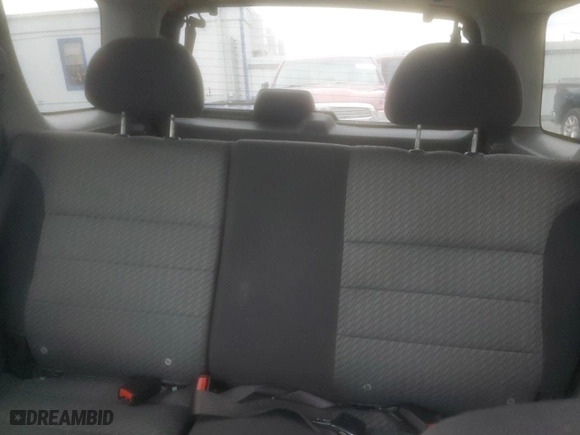2003 Ford Escape XLT Popular 2 with VIN 1FMYU93133KE05502, listed as a Copart auction lot 86878604 with 0 mi miles and Clean Title. Bid and sale history available at carsss.com. Image 10.