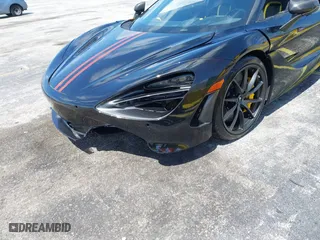 2018 McLaren 720S with VIN SBM14DCA9JW001142, listed as a IAAI auction lot 42117797 with 15,654 mi miles. Bid and sale history available at carsss.com. Image 18.