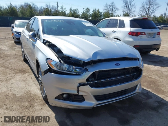 2014 Ford Fusion Titanium Hybrid with VIN 3FA6P0RU9ER147443, listed as a IAAI auction lot 41739540 with 146,359 mi miles. Bid and sale history available at carsss.com. Image 6.