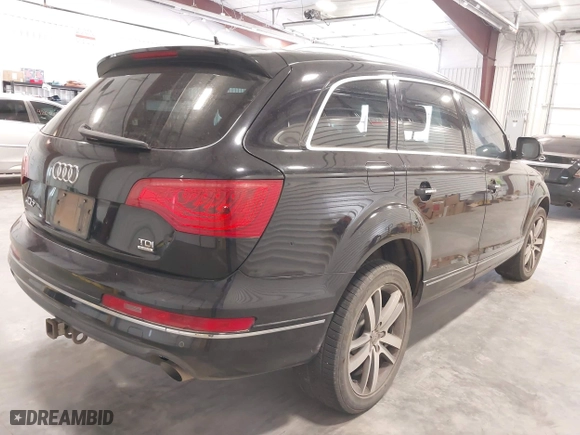 2011 Audi Q7 3.0L TDI Premium Plus with VIN WA1LMAFE4BD001149, listed as a IAAI auction lot 42035843 with 140,911 mi miles. Bid and sale history available at carsss.com. Image 4.