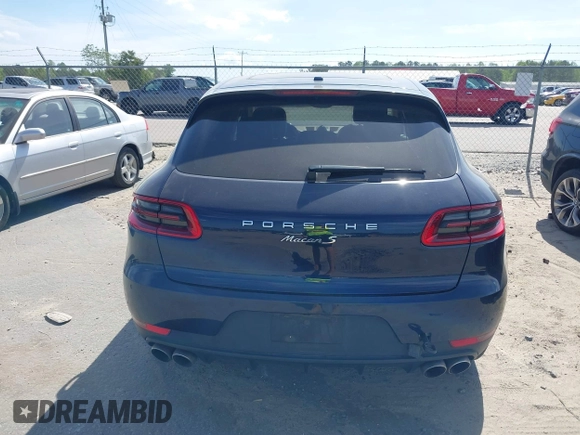 2015 Porsche Macan S with VIN WP1AB2A55FLB67075, listed as a IAAI auction lot 42068637 with 148,068 mi miles. Bid and sale history available at carsss.com. Image 16.