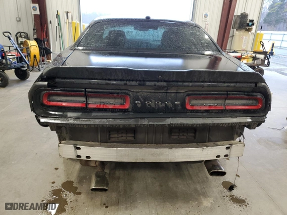 2016 Dodge Challenger SXT with VIN 2C3CDZAG7GH352584, listed as a Copart auction lot 44693995 with 118,375 mi miles and Salvage Title. Bid and sale history available at carsss.com. Image 6.