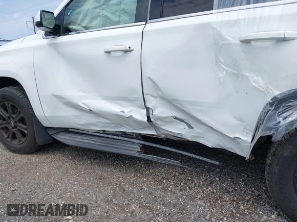 2016 Chevrolet Tahoe Commercial z VIN 1GNSKFEC1GR249946, wystawiony jako IAAI lot #42610587 z przebiegiem Nie podano mil oraz . Historia ofert i sprzedaży dostępna na DreamBid. Obrazek 6.